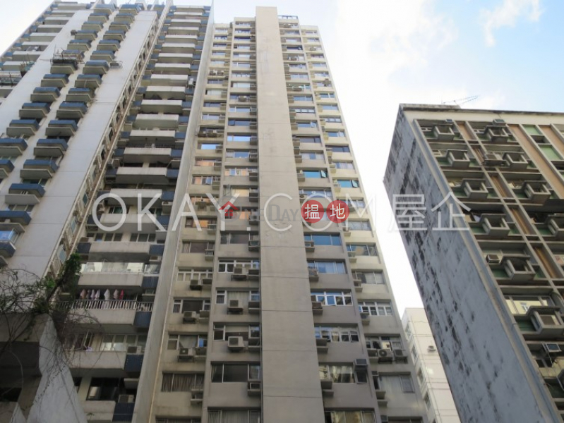 HK$ 12.5M, Elegant Court Wan Chai District | Elegant 1 bedroom with parking | For Sale