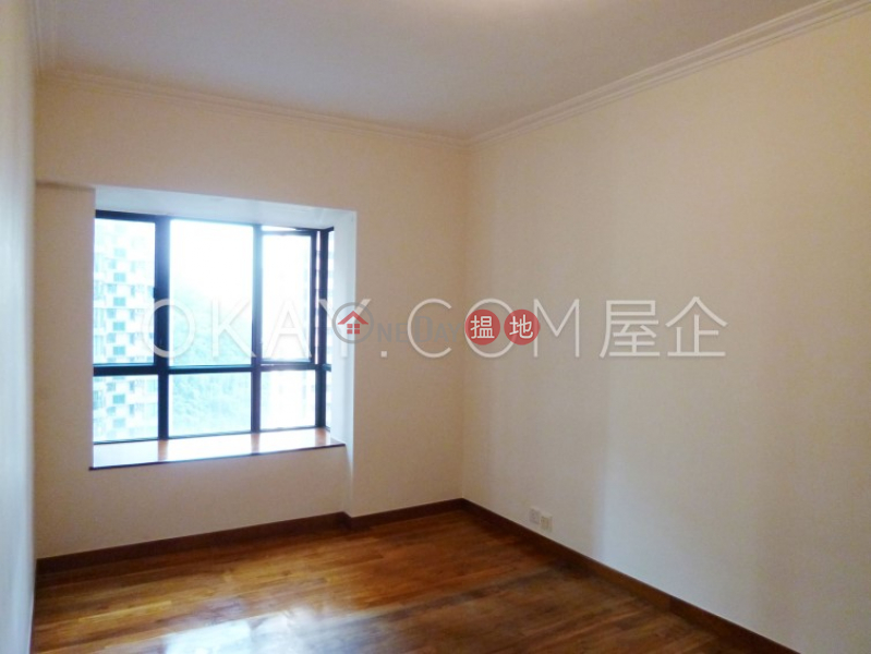 Luxurious 3 bedroom with balcony & parking | Rental | Dynasty Court 帝景園 Rental Listings