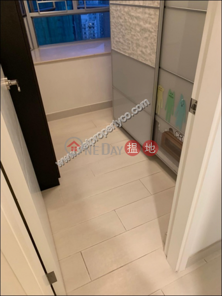Contemporary furbished Seaview Apartment | 363 Des Voeux Road West | Western District, Hong Kong | Rental | HK$ 23,000/ month