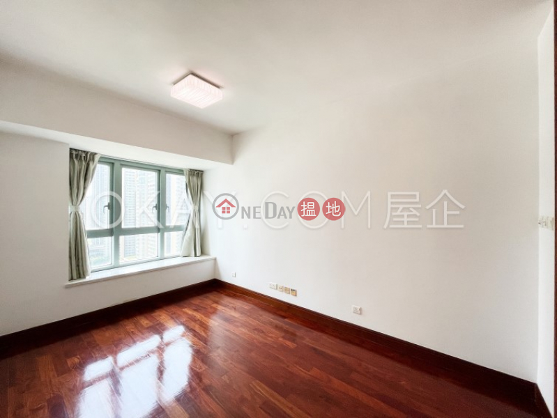 HK$ 40,000/ month | The Harbourside Tower 3 Yau Tsim Mong | Nicely kept 2 bedroom in Kowloon Station | Rental