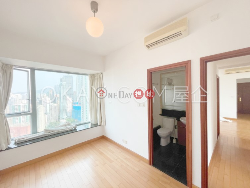 Stylish 3 bedroom with sea views & balcony | For Sale | 2 Park Road 柏道2號 Sales Listings