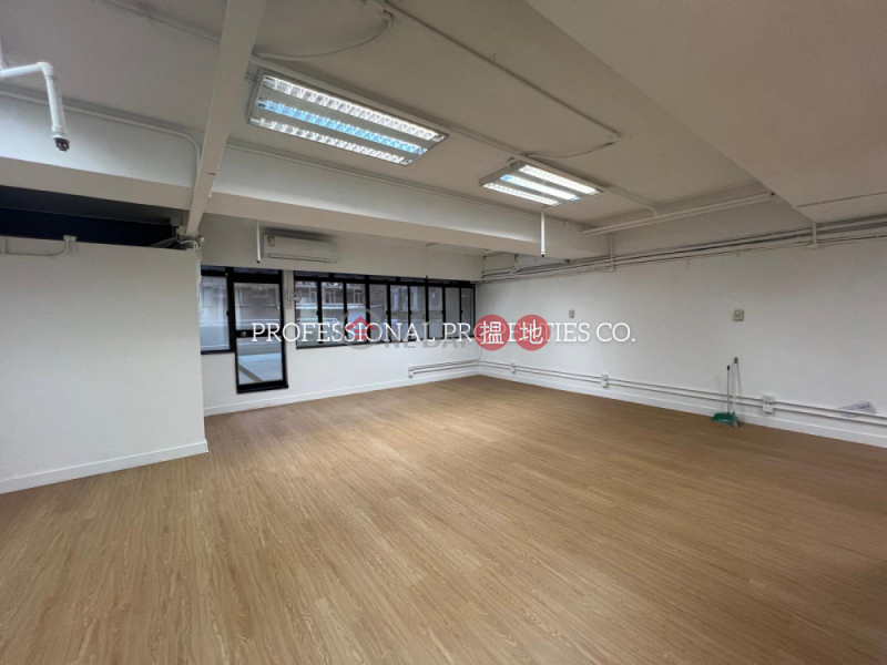 HK$ 31,690/ month | Suen Yue Building, Western District with huge terrace 1000\'