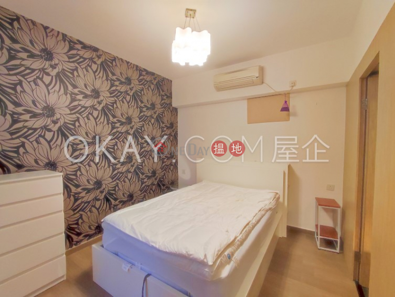 HK$ 30,000/ month | Valiant Park Western District Nicely kept 2 bedroom with parking | Rental