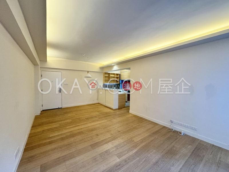 Charming 2 bedroom on high floor with parking | Rental | Shan Kwong Court 山光樓 Rental Listings