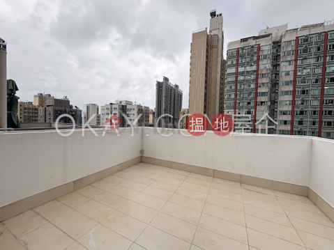 Generous 1 bedroom on high floor with rooftop & terrace | Rental | Wing Cheung Building 永祥大廈 _0