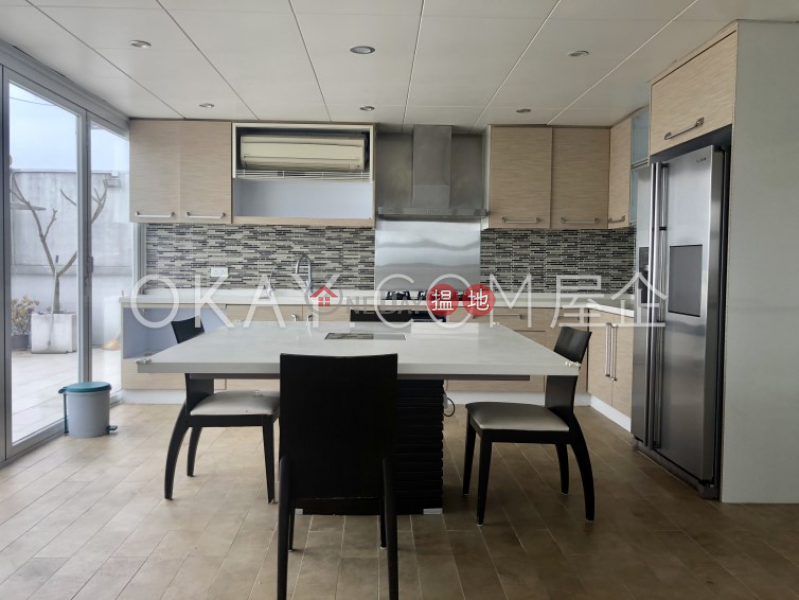 Luxurious house with terrace & parking | For Sale Fei Ngo Shan Road | Sai Kung | Hong Kong, Sales | HK$ 20M