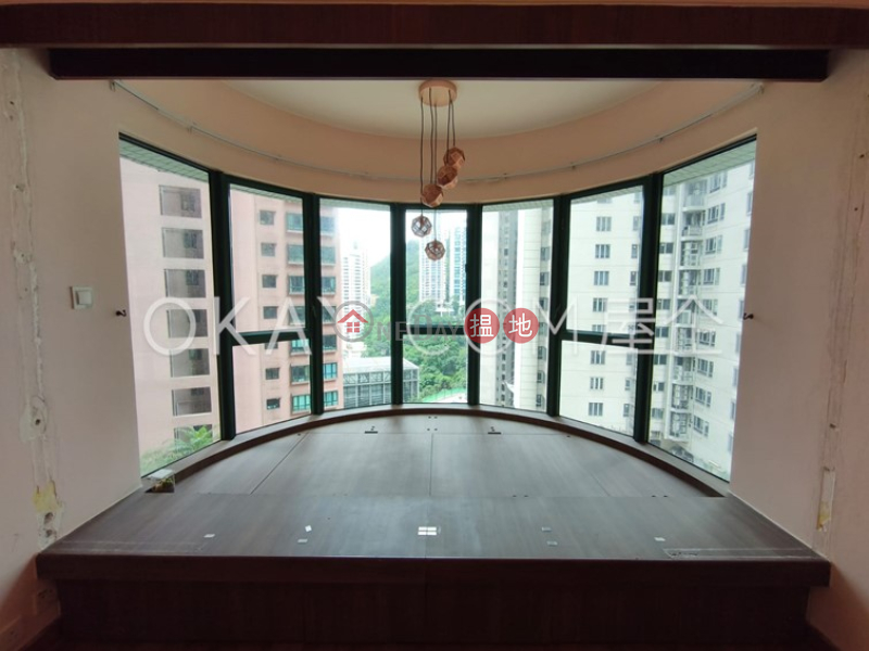 Lovely 2 bedroom in Mid-levels Central | Rental | Hillsborough Court 曉峰閣 Rental Listings