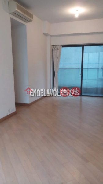 Property Search Hong Kong | OneDay | Residential | Rental Listings, 3 Bedroom Family Flat for Rent in Shek Tong Tsui