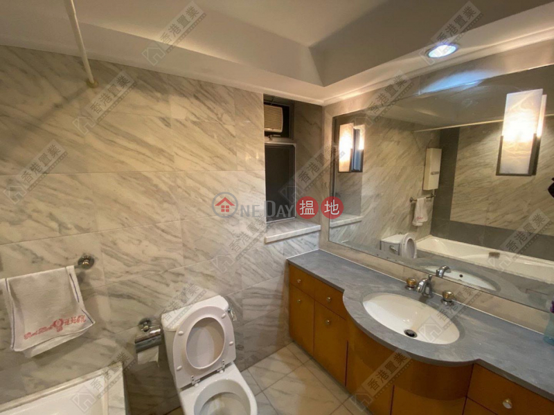 The Waterfront Phase 1 Tower 1 | Low 12D Unit, Residential | Sales Listings HK$ 18M