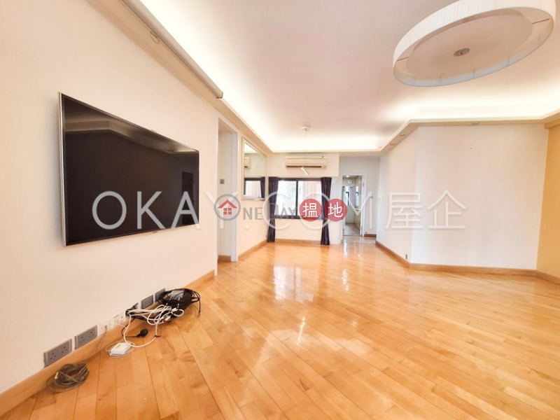 Efficient 3 bedroom with balcony | Rental | Way Man Court 匯文樓 Rental Listings