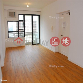 Lovely 3 bedroom with balcony | Rental