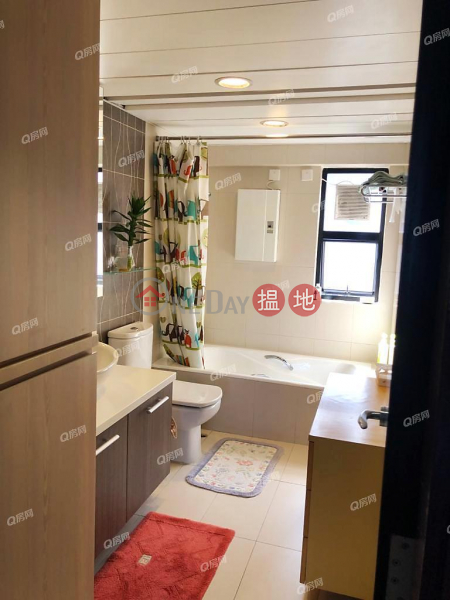Property Search Hong Kong | OneDay | Residential Rental Listings Kingsford Height | 3 bedroom Mid Floor Flat for Rent