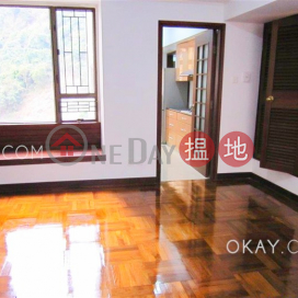 Beautiful 3 bedroom with balcony & parking | Rental | Amber Garden 安碧苑 _0