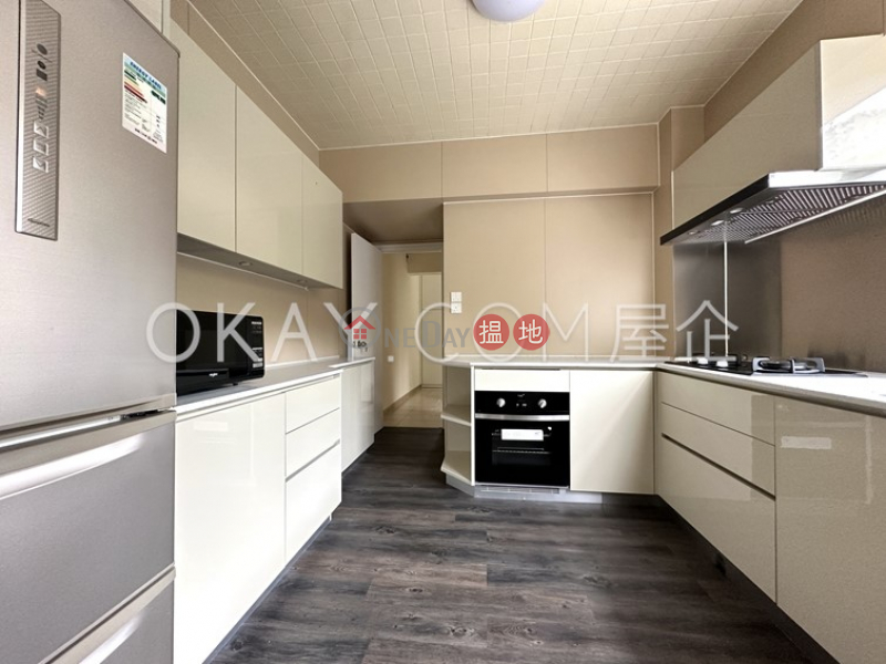 HK$ 46M Evergreen Villa Wan Chai District, Efficient 3 bedroom with balcony & parking | For Sale