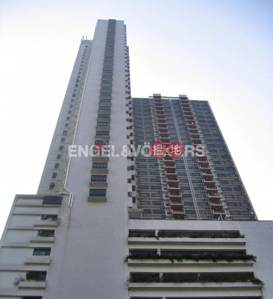 Property Search Hong Kong | OneDay | Residential | Rental Listings | 3 Bedroom Family Flat for Rent in Pok Fu Lam