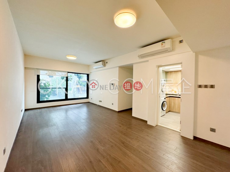 Gorgeous 3 bedroom with parking | Rental, C.C. Lodge 優悠台 Rental Listings | Wan Chai District (OKAY-R28322)