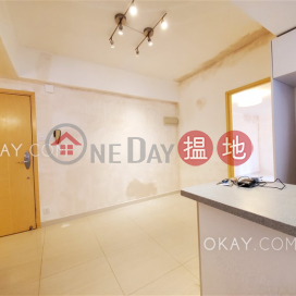 Nicely kept 3 bedroom in Causeway Bay | Rental | Kingston Building Block B 京士頓大廈 B座 _0