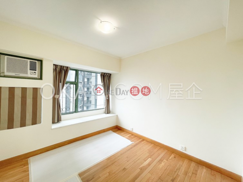 Popular 3 bedroom in Mid-levels West | Rental | Robinson Place 雍景臺 Rental Listings