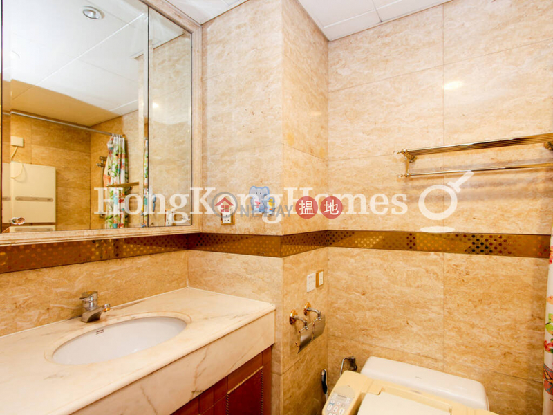 Property Search Hong Kong | OneDay | Residential, Rental Listings | 3 Bedroom Family Unit for Rent at Seymour Place