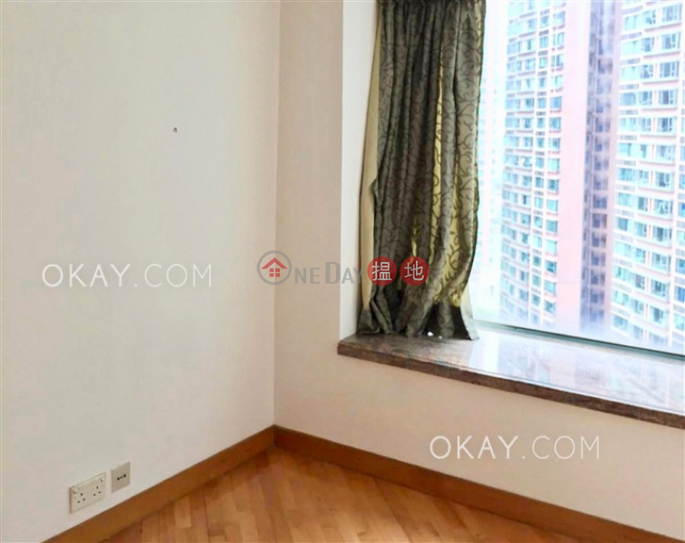 Unique 2 bedroom in Tsing Yi | For Sale, Tower 8 Phase 2 Tierra Verde 盈翠半島 2期 8座 Sales Listings | Kwai Tsing District (OKAY-S363819)