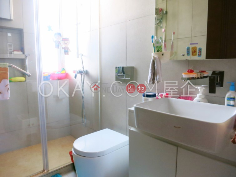 Property Search Hong Kong | OneDay | Residential | Sales Listings Exquisite 3 bed on high floor with rooftop & balcony | For Sale