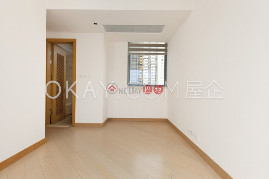 HK$ 48,000/ month Larvotto | Southern District | Rare 3 bedroom in Aberdeen | Rental