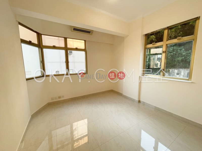 HK$ 40,000/ month Monticello Eastern District | Elegant 3 bedroom with balcony & parking | Rental
