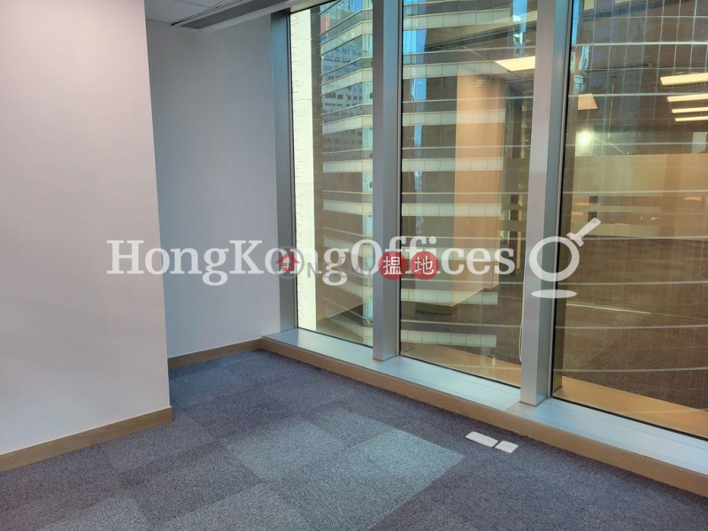 HK$ 129,420/ month Golden Centre, Western District | Office Unit for Rent at Golden Centre
