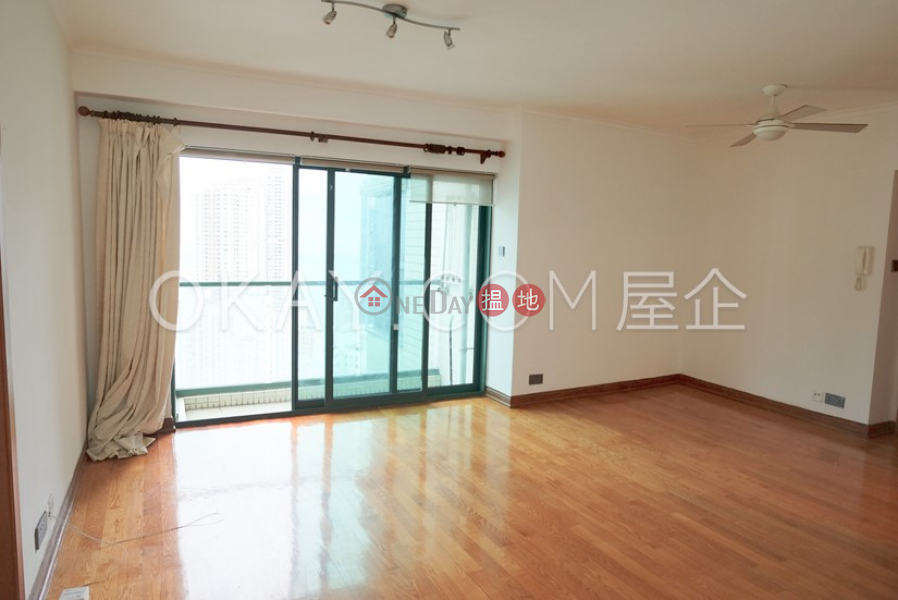 Luxurious 3 bedroom with harbour views & balcony | For Sale | University Heights Block 2 翰林軒2座 Sales Listings