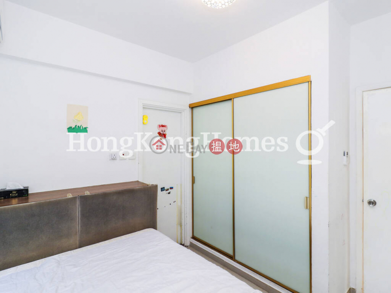 HK$ 32,000/ month Fortune Court, Wan Chai District, 3 Bedroom Family Unit for Rent at Fortune Court