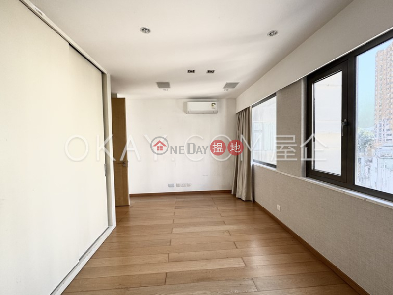 HK$ 46,000/ month Winway Court | Wan Chai District Nicely kept 2 bedroom with parking | Rental