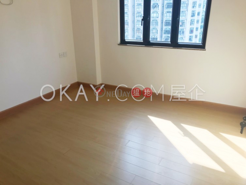 HK$ 38,000/ month Excelsior Court | Western District Rare 3 bedroom on high floor | Rental