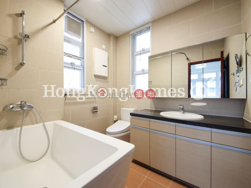 3 Bedroom Family Unit for Rent at Donnell Court - No.52 | Donnell Court - No.52 端納大廈 - 52號 Rental Listings