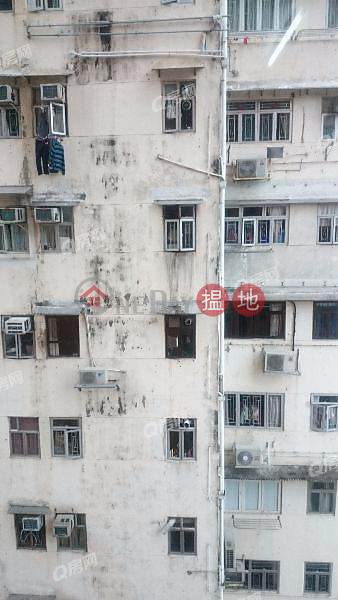 HK$ 11,500/ month, Brilliant Court, Wan Chai District Brilliant Court | Mid Floor Flat for Rent