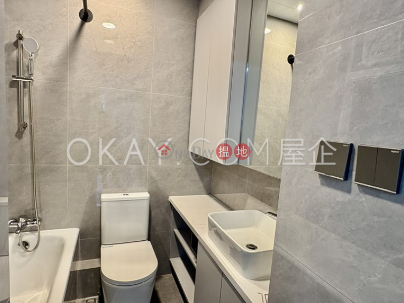 HK$ 56,000/ 月樂苑大廈灣仔區-3房2廁,露台,馬場景樂苑大廈出租單位