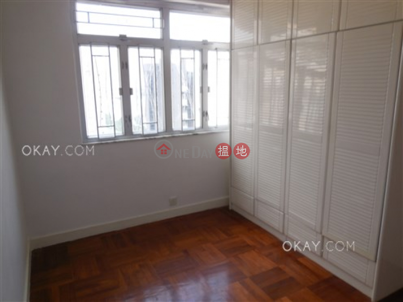 HK$ 28,500/ month, Yuk Sau Mansion | Wan Chai District | Lovely 2 bedroom on high floor with racecourse views | Rental