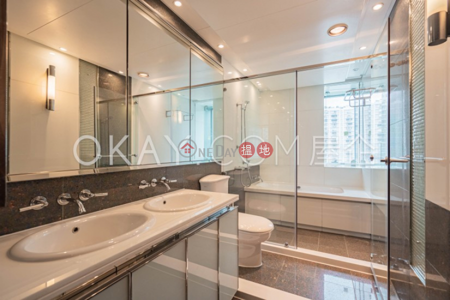 HK$ 140,000/ month | High Cliff, Wan Chai District Stylish 4 bedroom in Mid-levels East | Rental