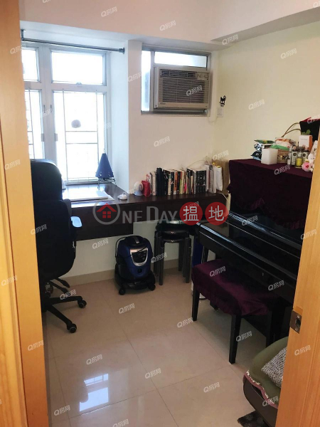 Property Search Hong Kong | OneDay | Residential | Sales Listings Block 4 Well On Garden | 3 bedroom Mid Floor Flat for Sale