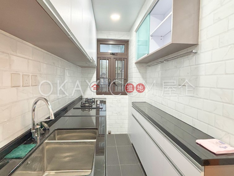 Lovely 3 bedroom with balcony | For Sale, Garfield Mansion 嘉輝大廈 Sales Listings | Western District (OKAY-S65861)