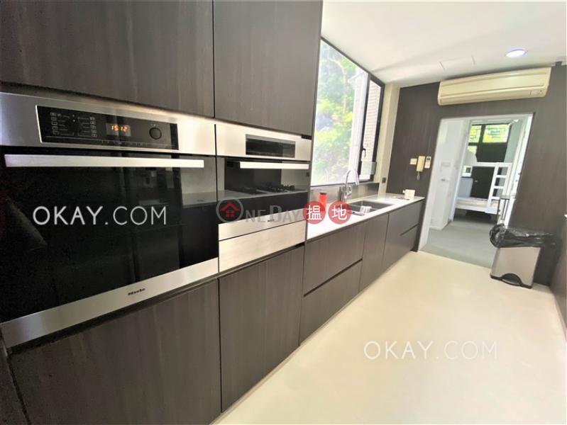 Rare 4 bedroom with parking | Rental, Valley View 欣景台 Rental Listings | Wan Chai District (OKAY-R92012)