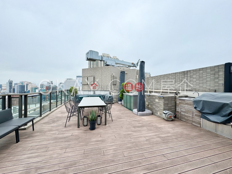 Property Search Hong Kong | OneDay | Residential | Rental Listings, Rare 3 bedroom on high floor with rooftop & terrace | Rental