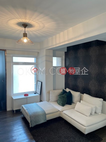 Generous 2 bedroom in Western District | Rental | Lai King Court 麗景閣 Rental Listings