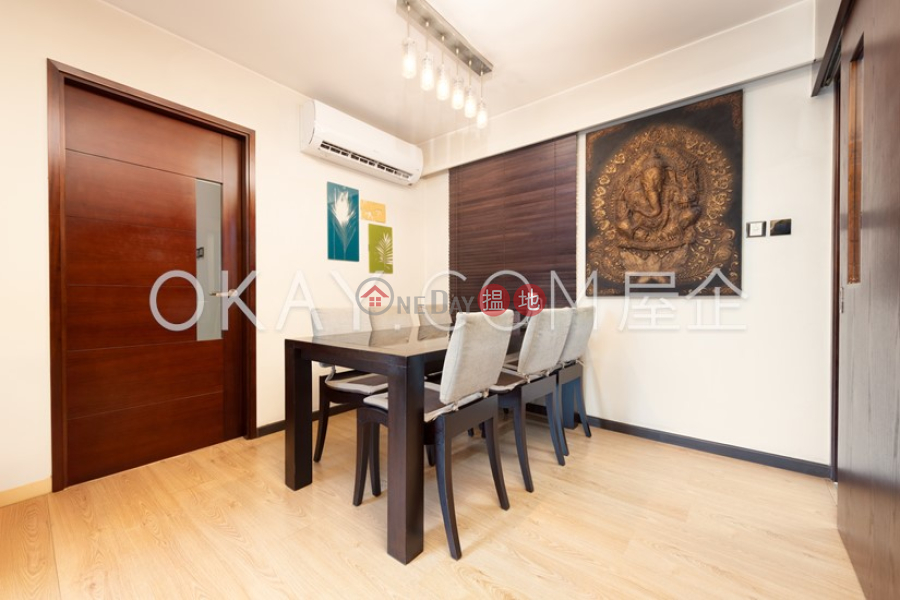 Gorgeous 3 bedroom in Mid-levels West | For Sale | Goldwin Heights 高雲臺 Sales Listings