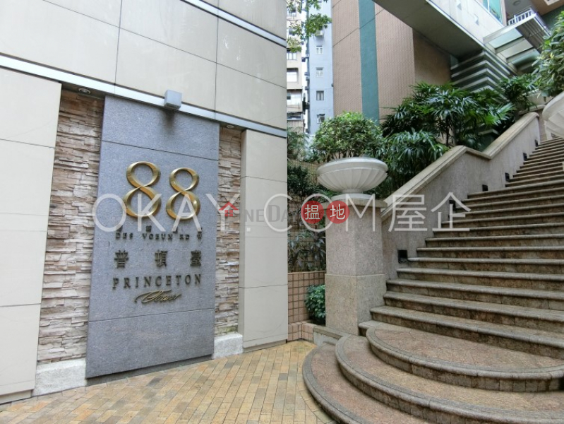 Unique 2 bedroom on high floor with sea views & balcony | Rental | 88 Des Voeux Road West | Western District, Hong Kong Rental HK$ 28,000/ month