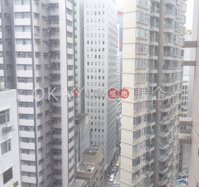 Stylish 3 bedroom in Sheung Wan | Rental, Hollywood Terrace 荷李活華庭 Rental Listings | Central District (OKAY-R5712)