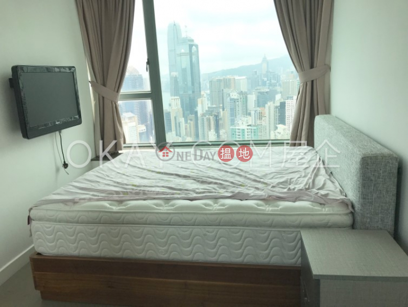 HK$ 50,000/ month, 2 Park Road | Western District Nicely kept 3 bed on high floor with harbour views | Rental
