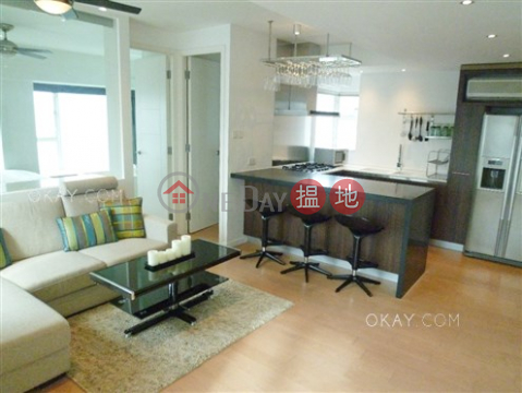 Lovely penthouse with harbour views & rooftop | Rental | Queen's Terrace 帝后華庭 _0