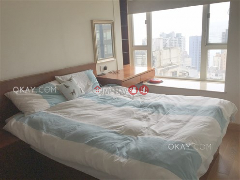 Popular 3 bed on high floor with harbour views | For Sale, 108 Hollywood Road | Central District | Hong Kong Sales | HK$ 25M