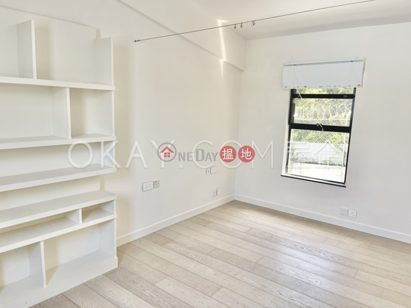 HK$ 55,000/ month Las Pinadas, Sai Kung Elegant house with terrace & parking | Rental