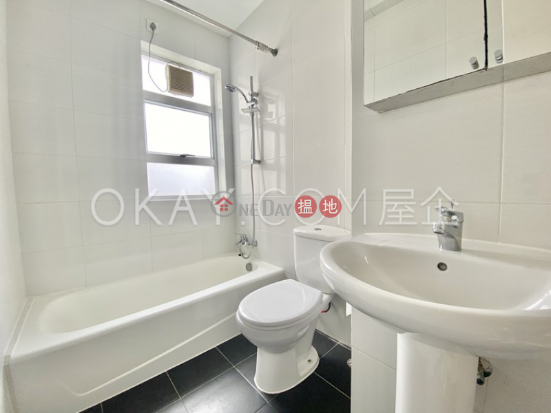 HK$ 80,000/ month Scenic Villas, Western District, Efficient 4 bed on high floor with balcony & parking | Rental